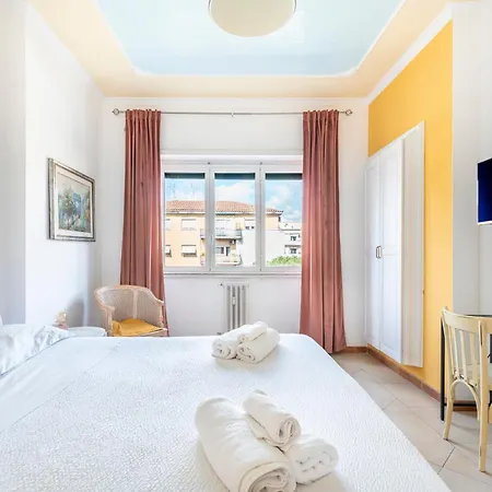 Gregorio Vii - Deliziosa A Due Passi Da San Pietro Bed & Breakfast 3*